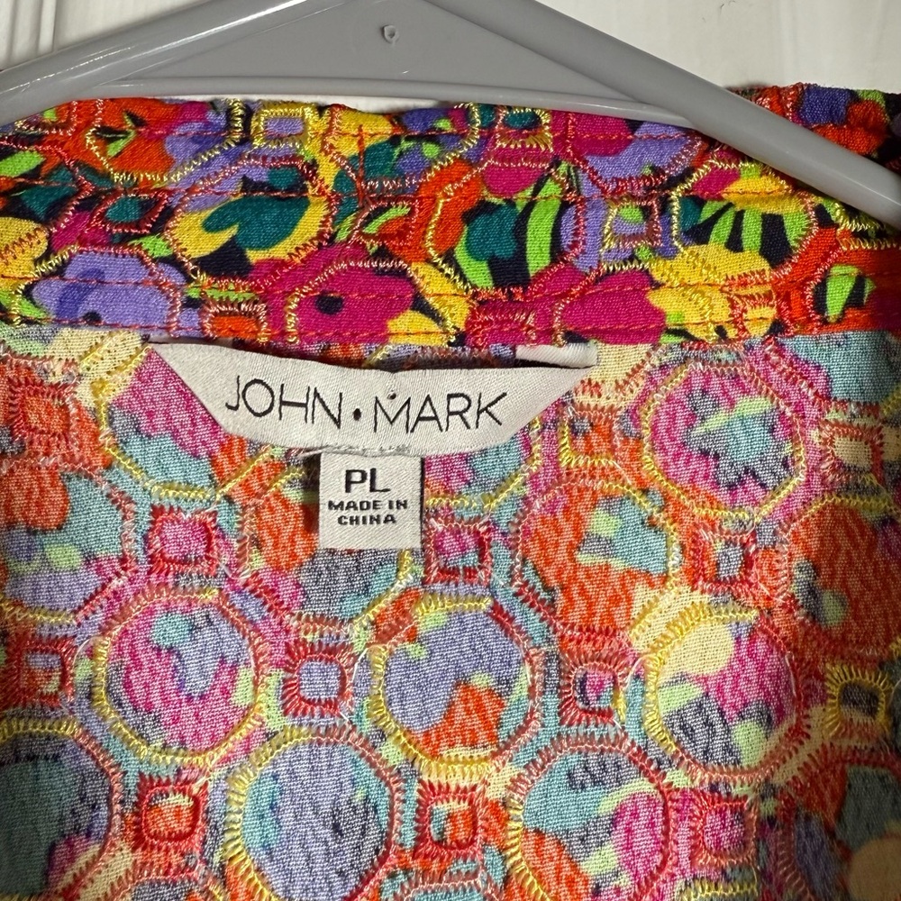 John Mark Embroidered‎ Button Front Blouse PL Pet… - image 3